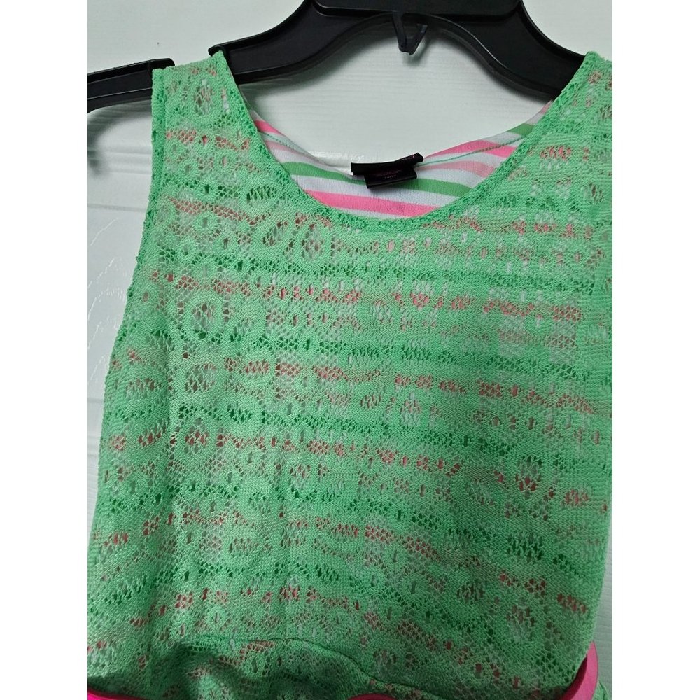 Girls rule size 14/16 dress.  Pre-owned